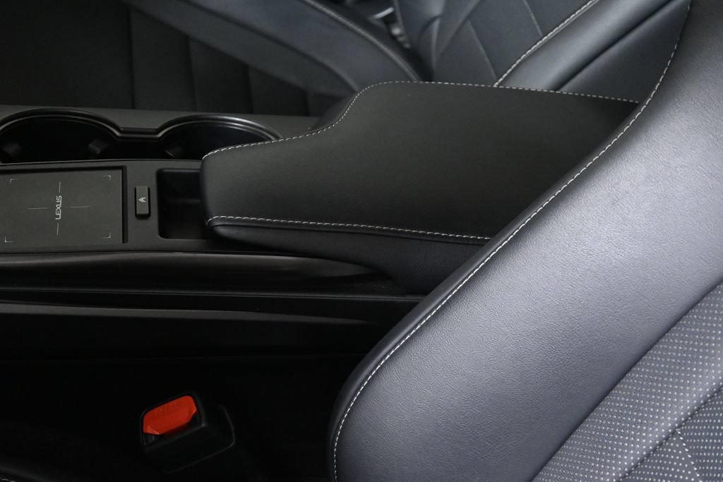 Used 2022 Lexus IS 350 F Sport AWD/4WD image 26
