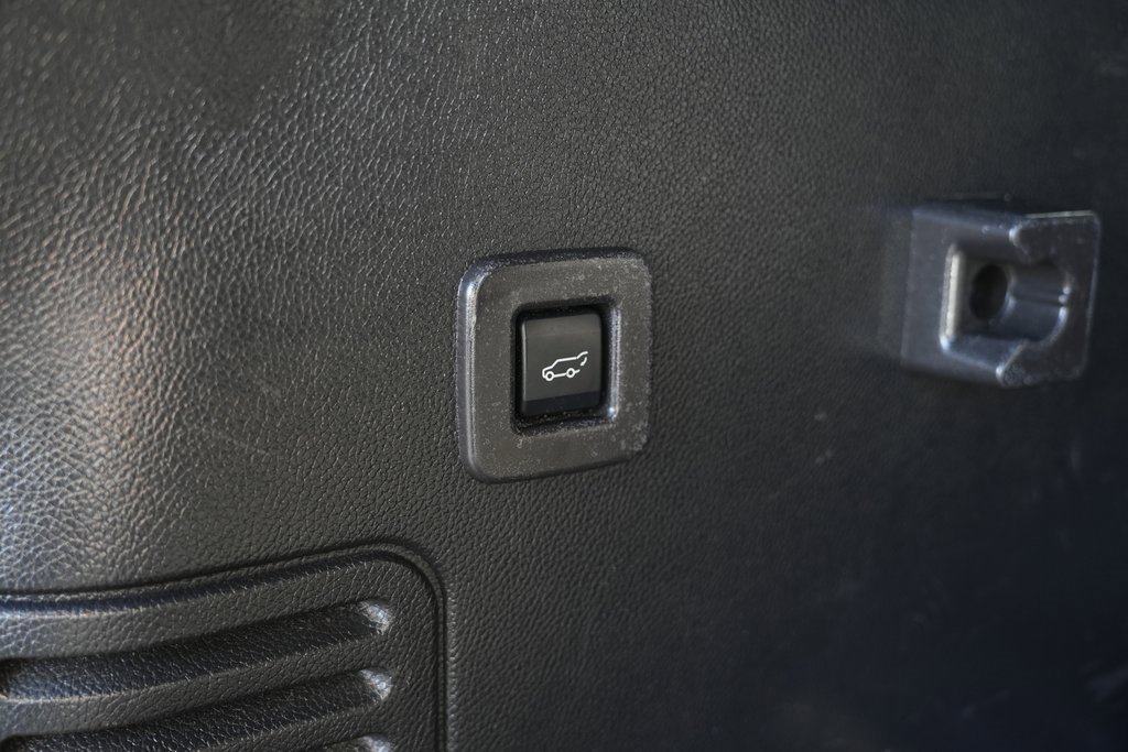 Used 2013 Ford Expedition EL Limited image 16