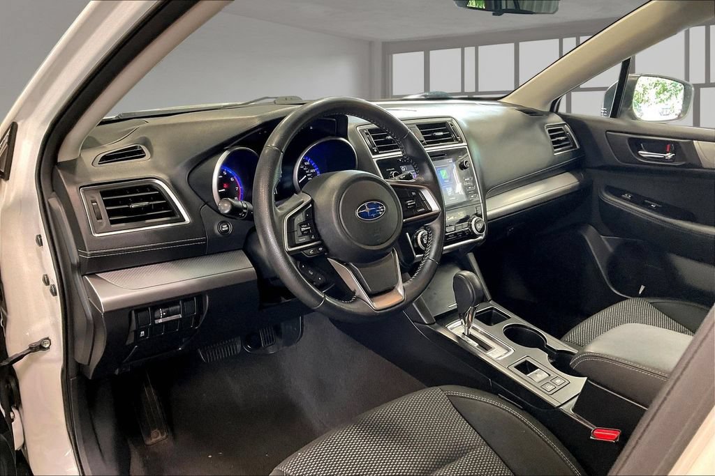 Used 2018 Subaru Outback 2.5i Premium AWD/4WD image 18
