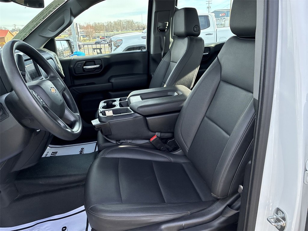 Used 2022 Chevrolet Silverado 1500 W/T w/ Trailering Package image 11