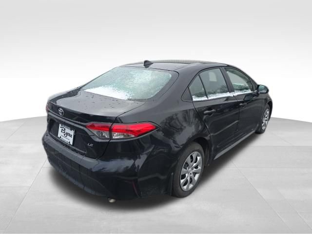 Used 2024 Toyota Corolla LE image 6