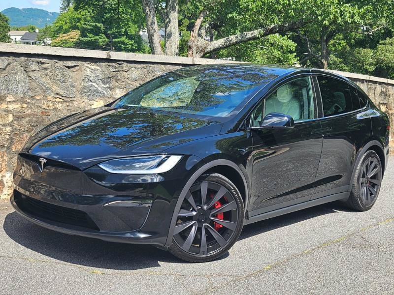 Used 2023 Tesla Model X Plaid AWD/4WD image 2