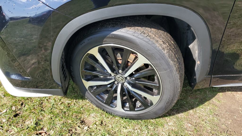 Certified 2026 Subaru Crosstrek 2.0i Premium AWD/4WD image 35