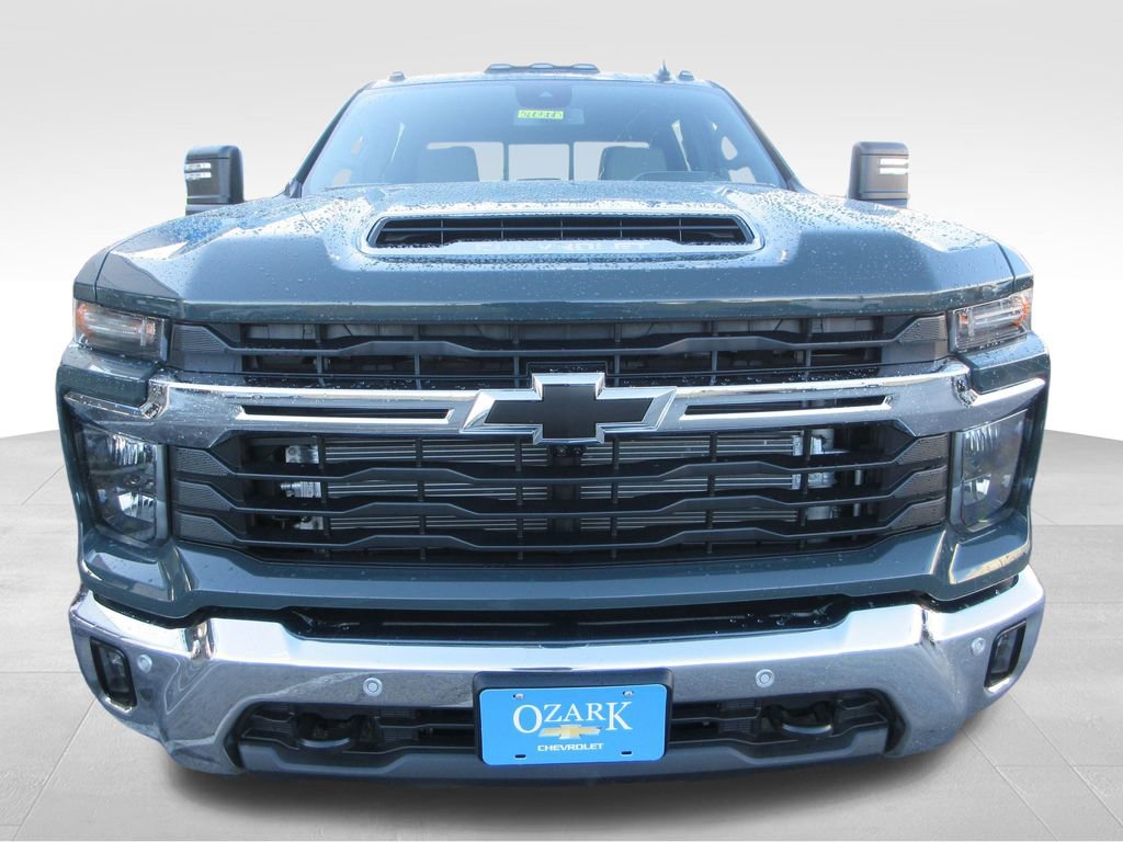 New 2026 Chevrolet Silverado 3500 LT w/ All Star Edition image 9