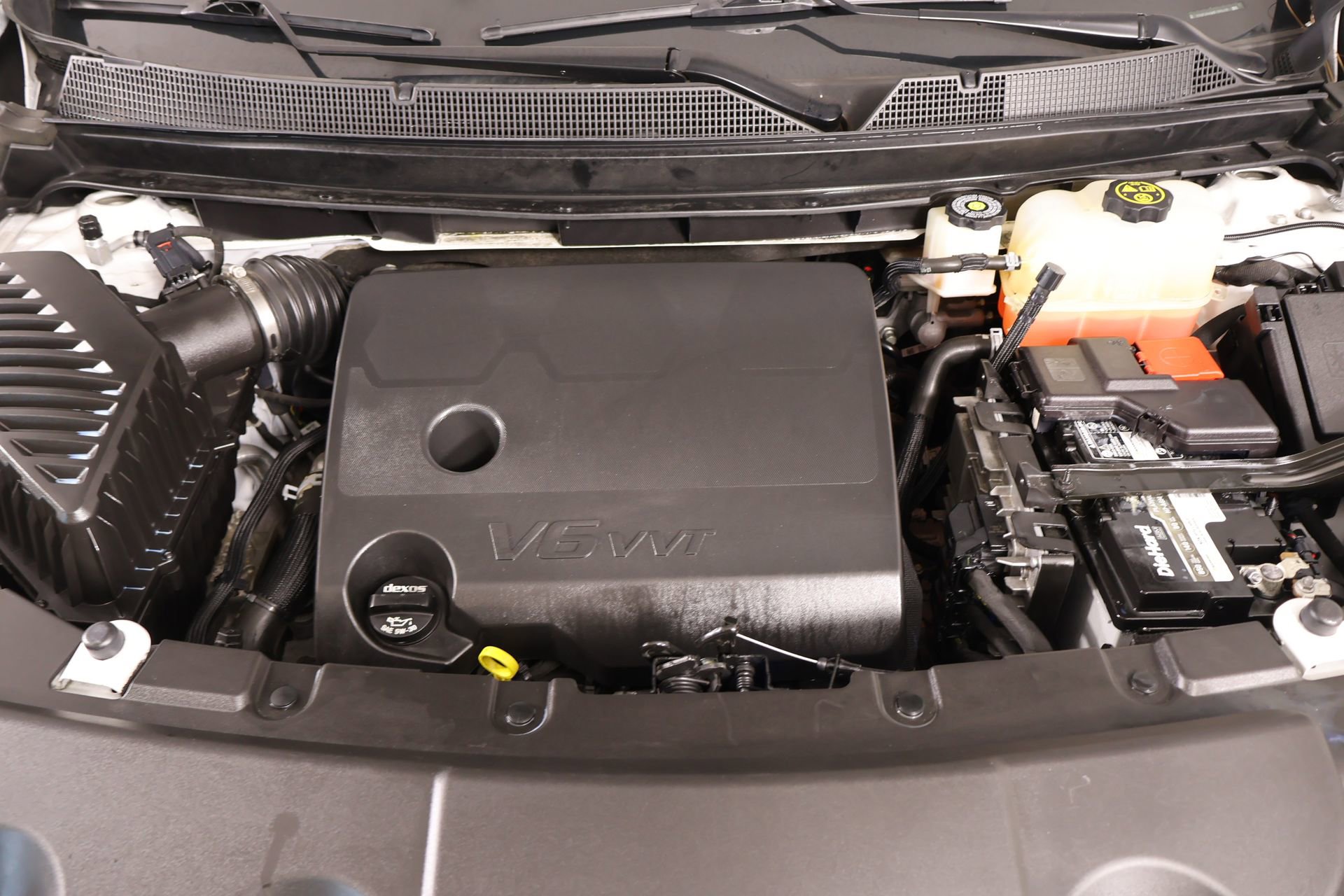 Used 2023 Chevrolet Traverse LT w/ LPO, Floor Liner Package image 19