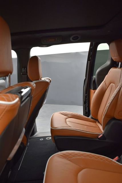 New 2026 Chrysler Pacifica Pinnacle AWD/4WD image 8
