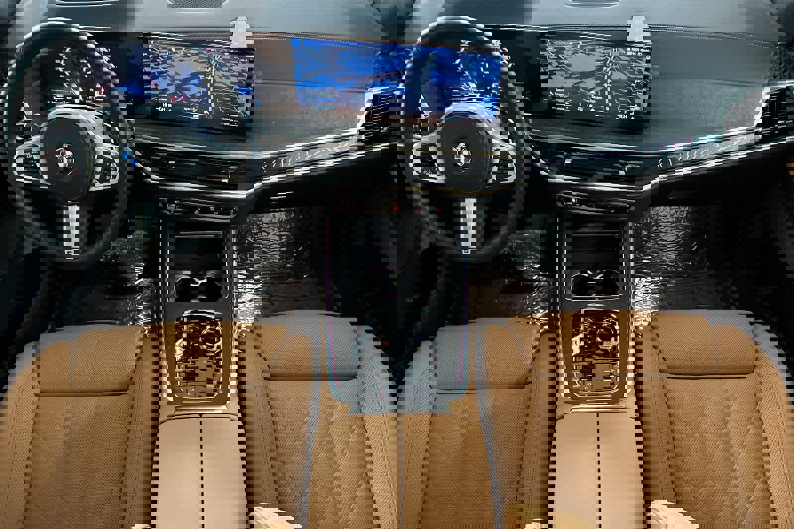 Used 2026 BMW X7 xDrive40i w/ Executive Package image 3