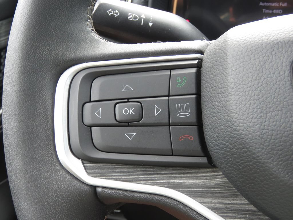 Used 2023 Jeep Wagoneer Series III w/ Convenience Group I AWD/4WD image 25