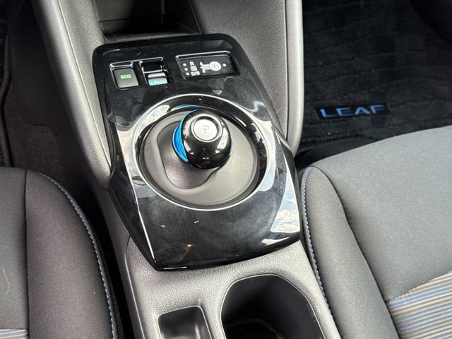 Certified 2025 Nissan Leaf SV Plus FWD image 19
