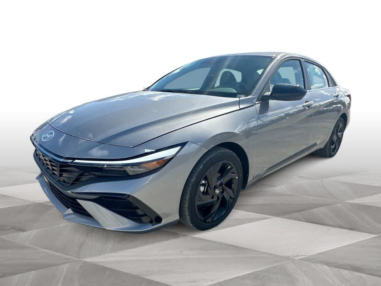 New 2026 Hyundai Elantra SEL Sport FWD image 4