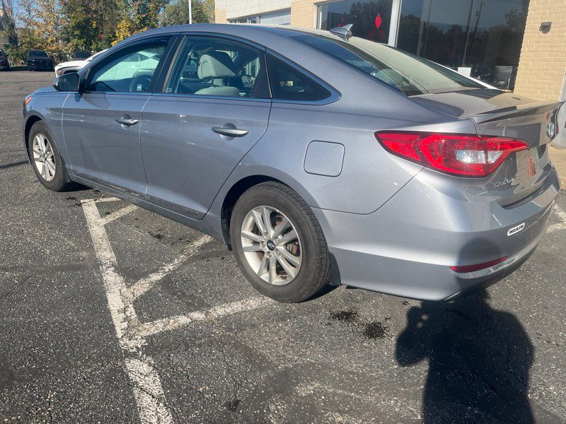 Used 2017 Hyundai Sonata SE FWD image 7
