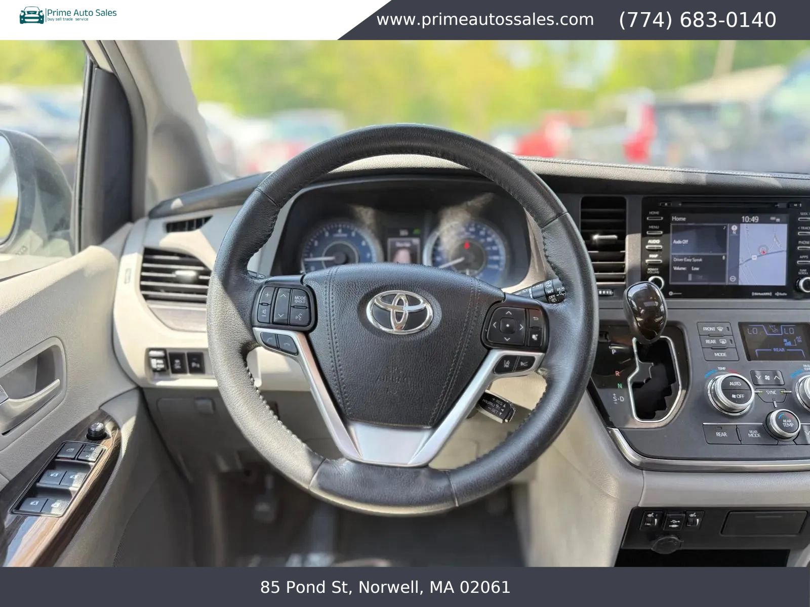 Used 2019 Toyota Sienna XLE w/ XLE Navigation Package FWD image 20