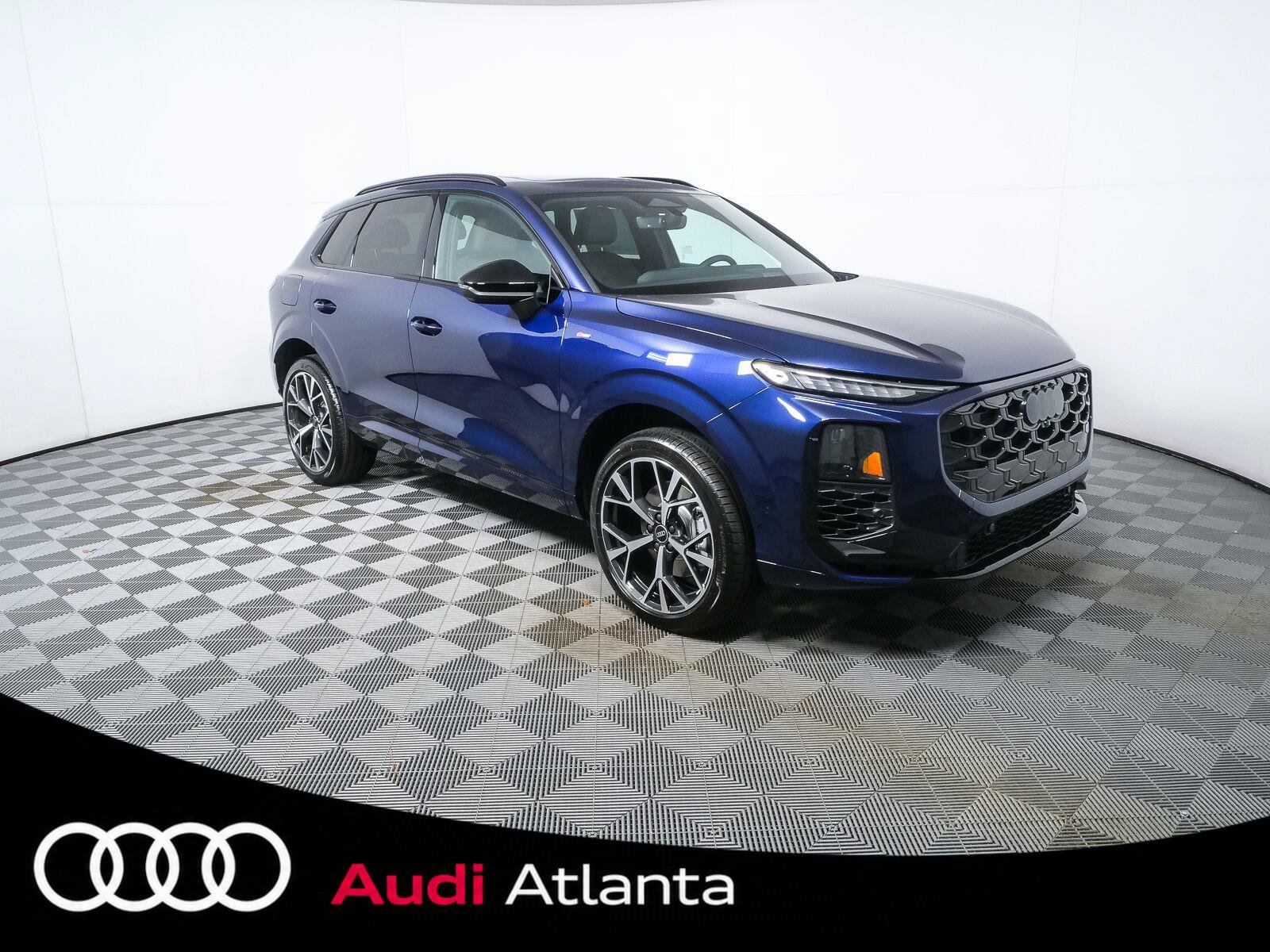 New 2026 Audi Q3 quattro 2.0T AWD/4WD image 1
