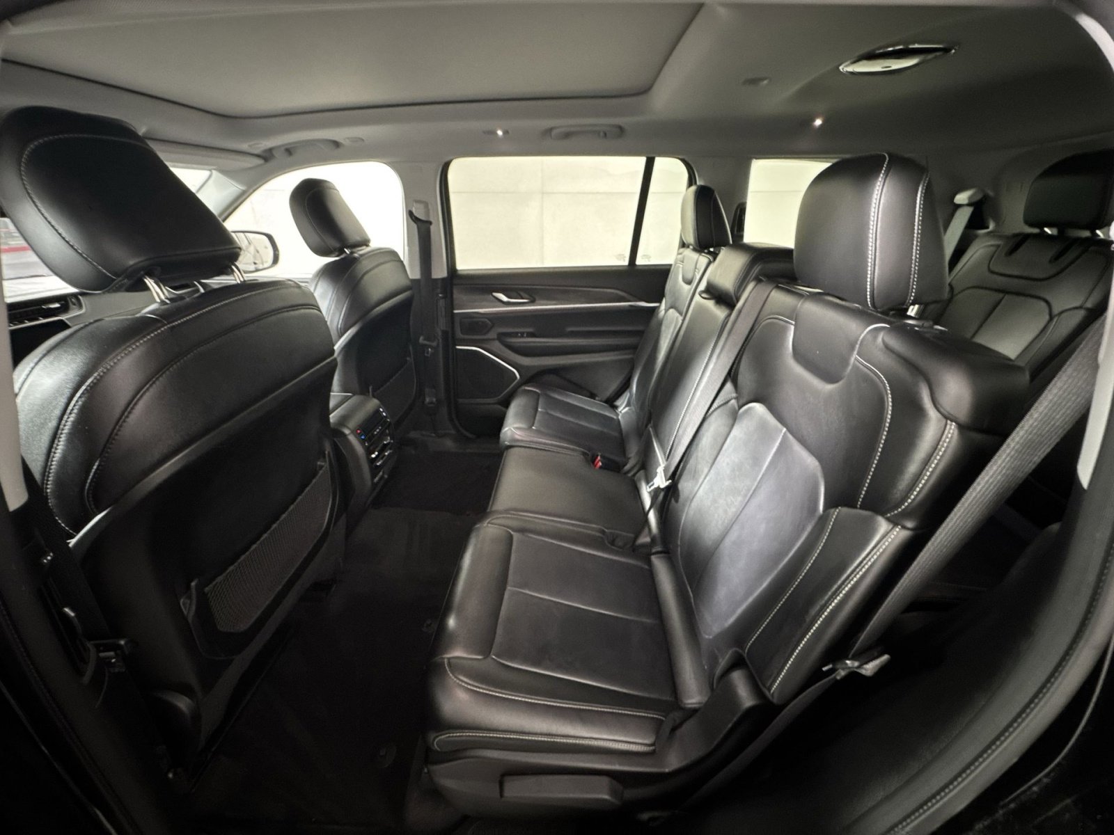 Used 2021 Jeep Grand Cherokee L Limited image 25