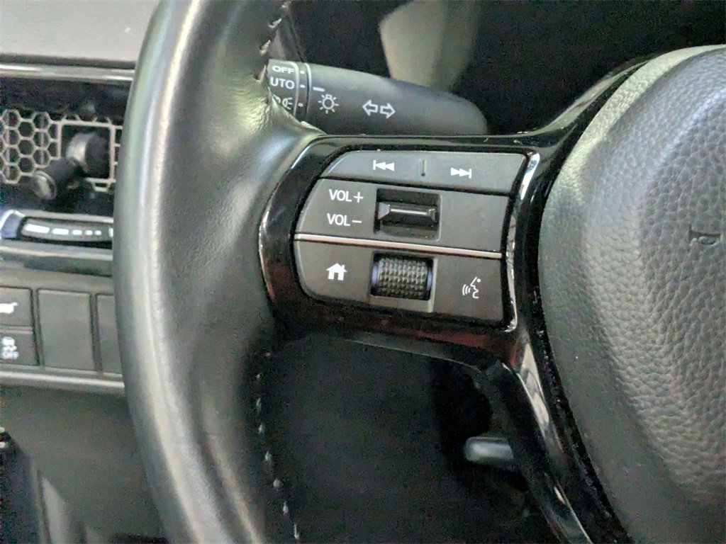 Used 2025 Honda CR-V EX-L image 16