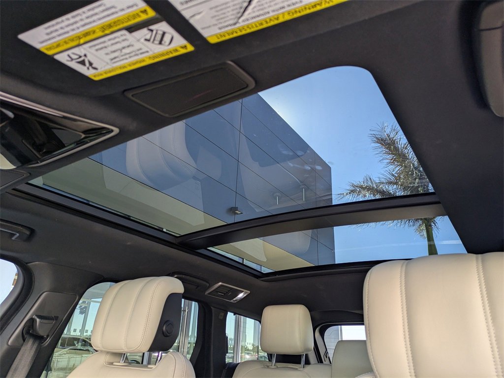 Used 2020 Land Rover Range Rover Sport HST image 22