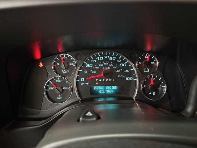 Used 2025 Chevrolet Express 3500 LT w/ LT Preferred Equipment Group RWD image 6