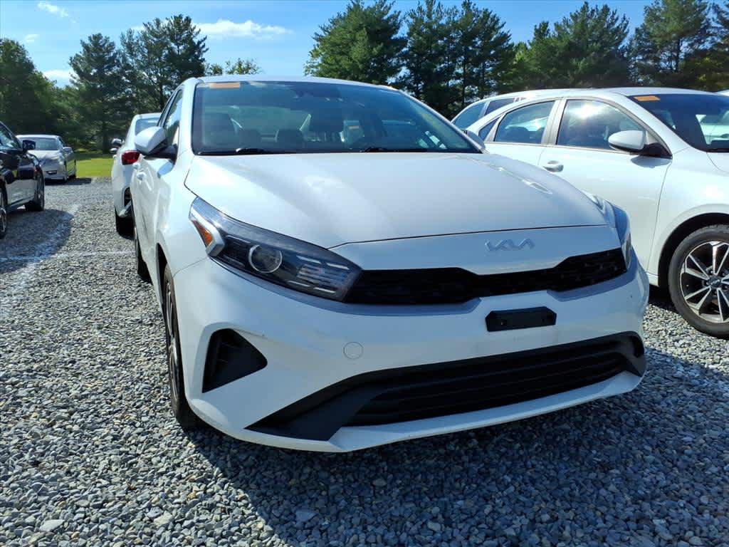 Used 2023 Kia Forte LXS FWD image 9