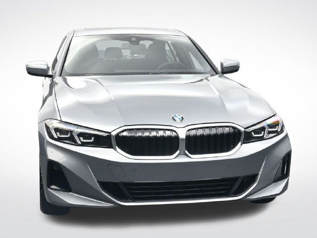 New 2026 BMW 330i xDrive Sedan w/ Premium Package AWD/4WD image 11