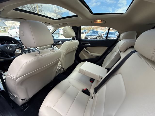 Used 2020 Mercedes-Benz GLA 250 image 35