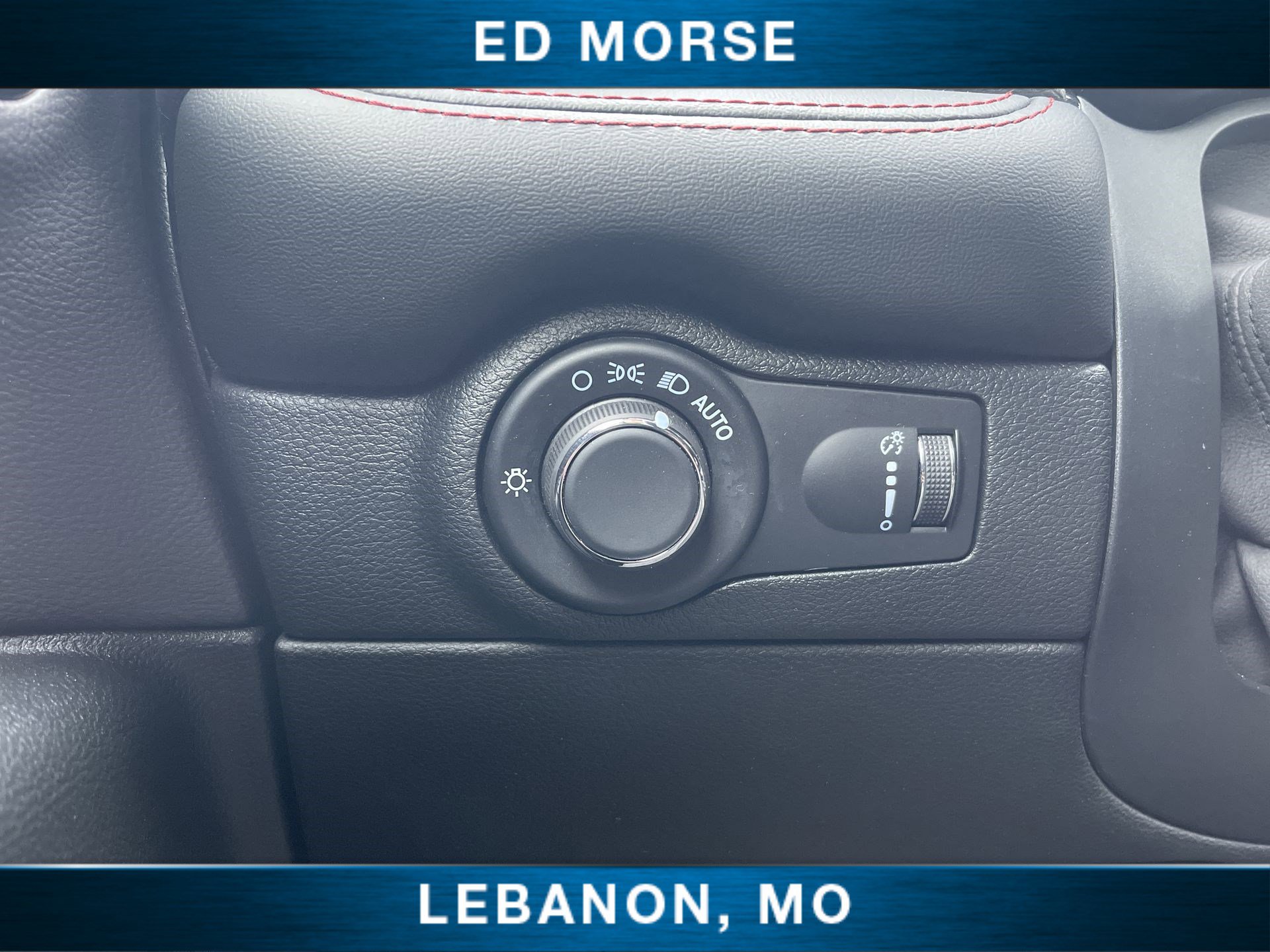 Used 2025 Dodge Durango GT AWD/4WD image 17