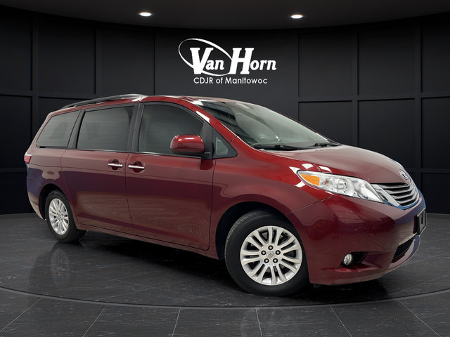 Used 2015 Toyota Sienna XLE w/ XLE Navigation Package