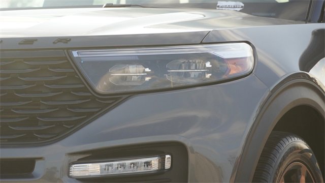 Used 2023 Ford Explorer ST-Line w/ Class IV Trailer Tow Package image 4