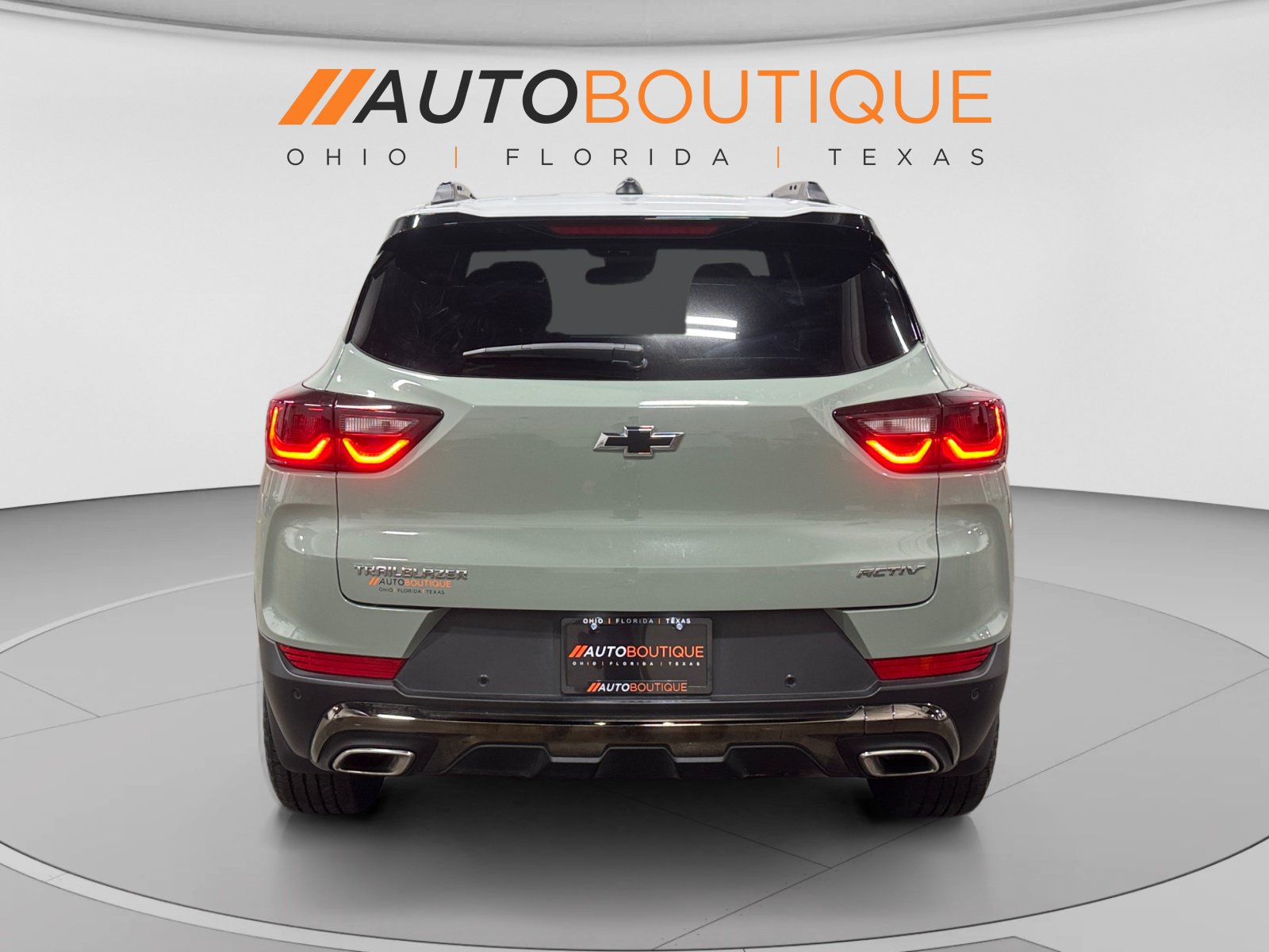 Used 2025 Chevrolet TrailBlazer ACTIV w/ Convenience Package FWD image 4