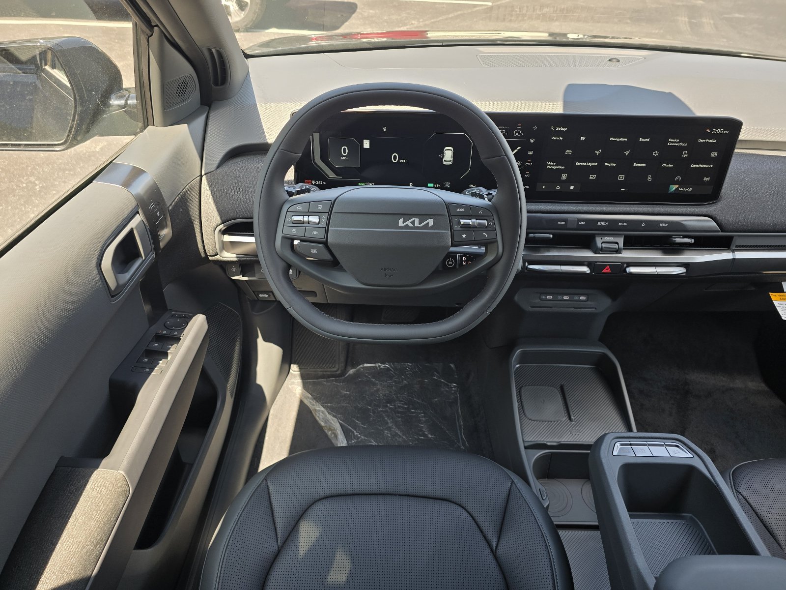 New 2027 Kia EV3 Wind FWD image 6