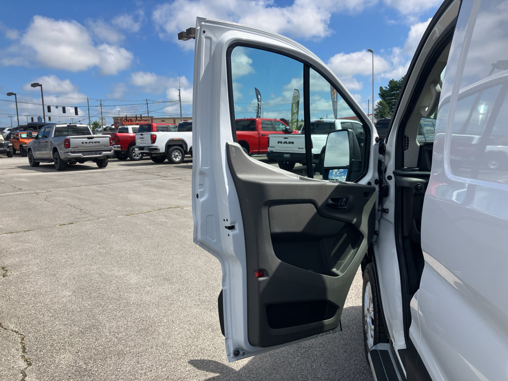 Used 2025 Ford Transit 250 Low Roof w/ Exterior Upgrade Package RWD image 15