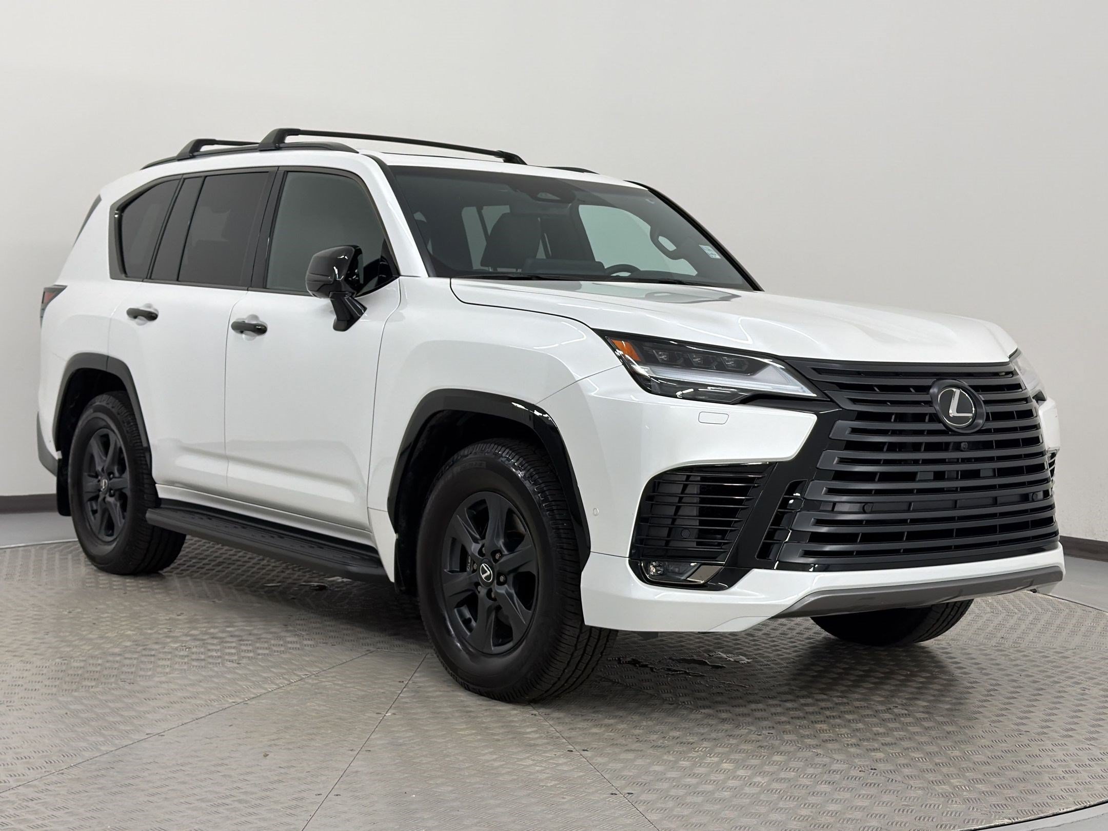 Certified 2025 Lexus LX 700h Overtrail AWD/4WD image 7