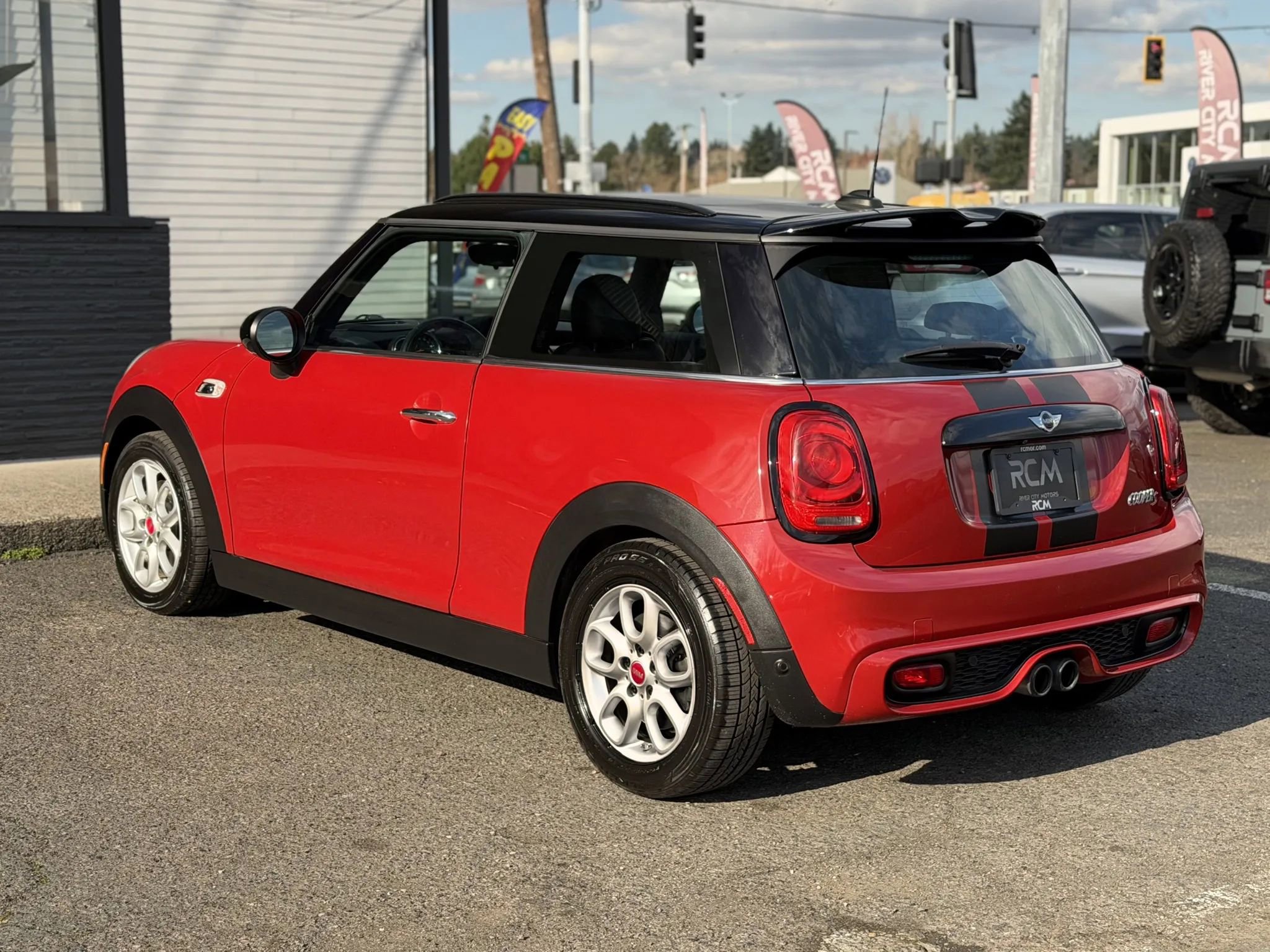 Used 2015 MINI Cooper S image 7