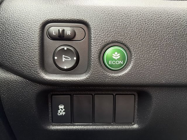 Used 2018 Honda Pilot EX image 18
