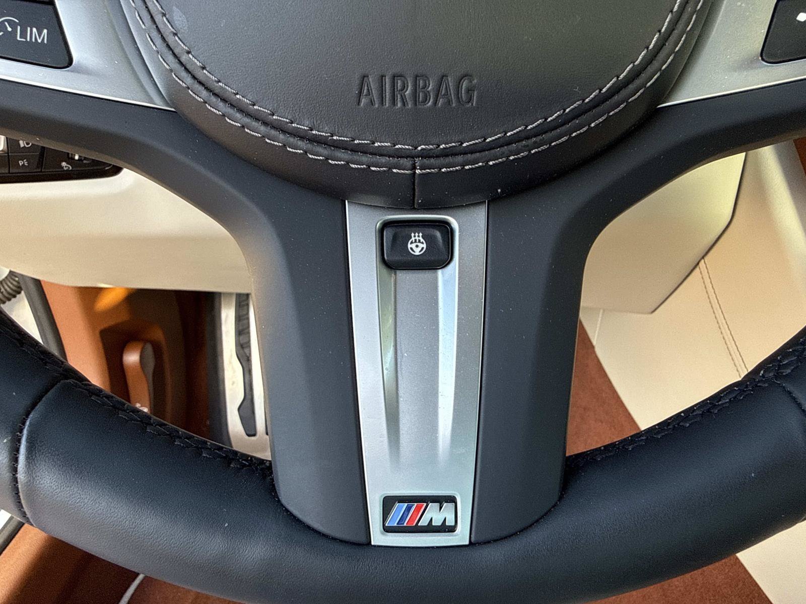 Used 2024 BMW 840i Convertible w/ Comfort Seating Package RWD image 33
