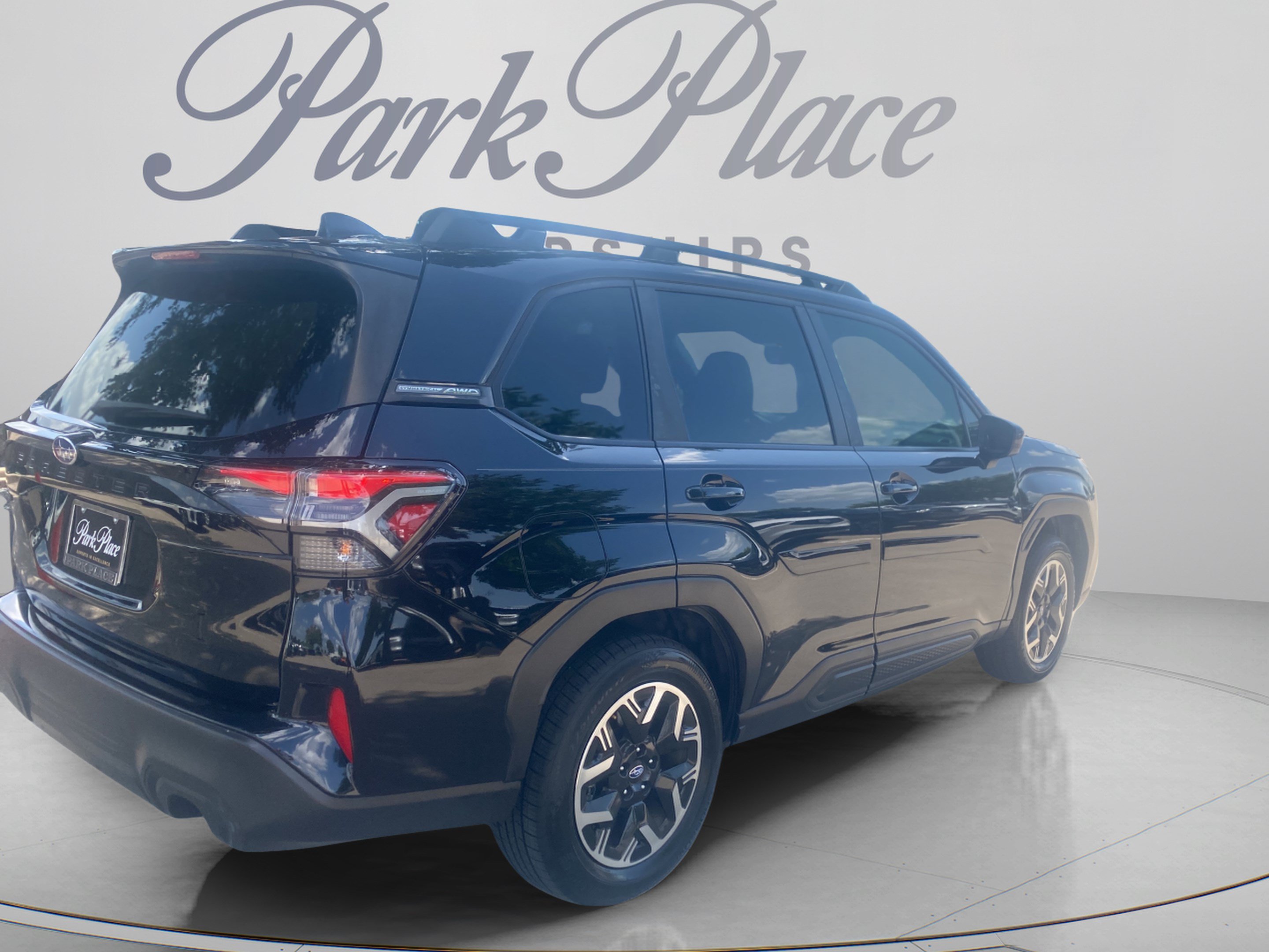 Used 2025 Subaru Forester Premium w/ Convenience Package #1 AWD/4WD image 6