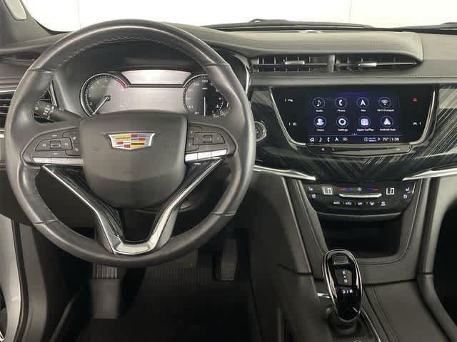 Used 2024 Cadillac XT6 Premium Luxury w/ LPO, Floor Liner Package AWD/4WD image 25