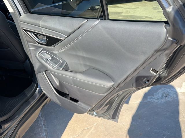 Used 2020 Subaru Outback Limited image 12