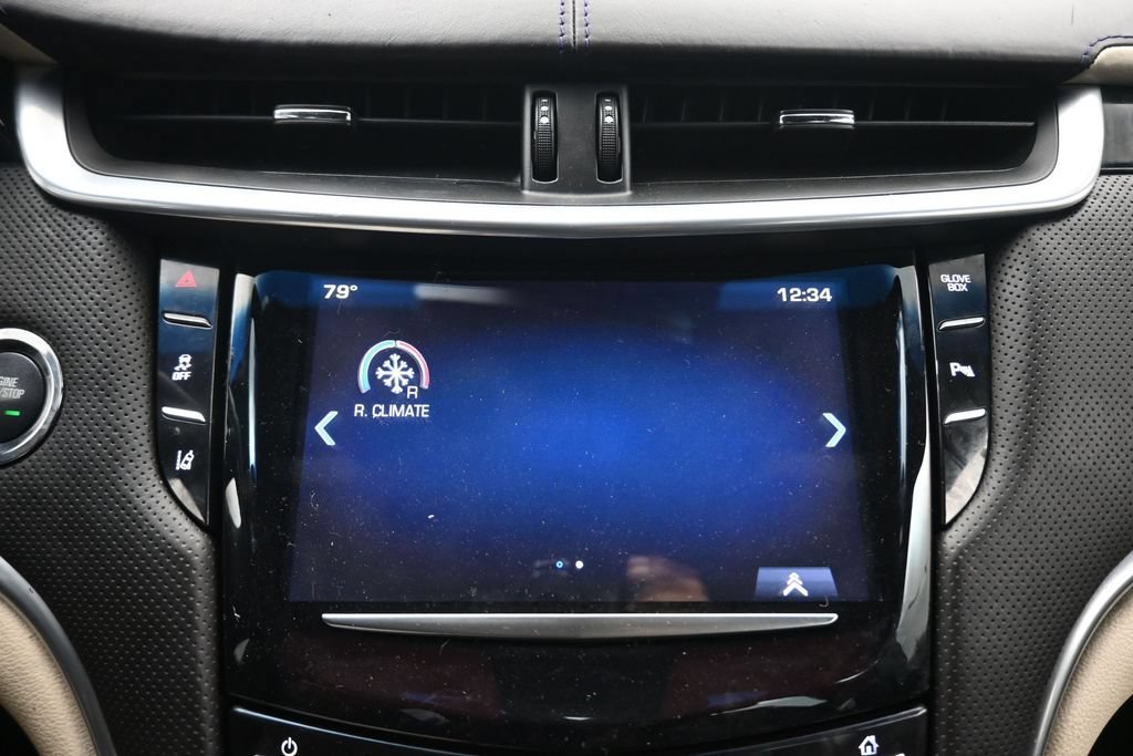Used 2013 Cadillac XTS Platinum FWD image 19
