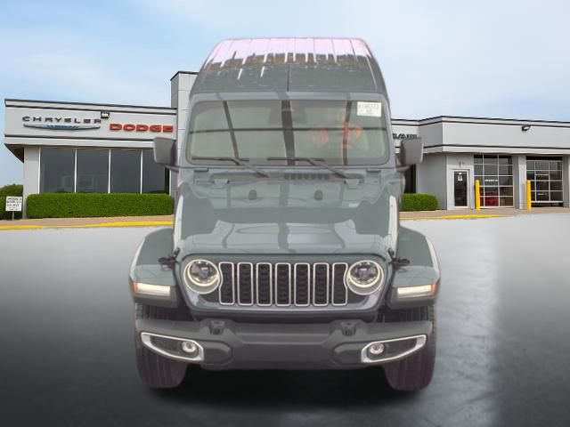 Used 2025 Jeep Wrangler Sahara 4xe image 2