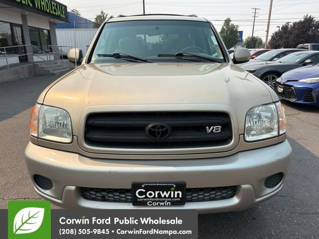 Used 2001 Toyota Sequoia SR5 AWD/4WD video 2