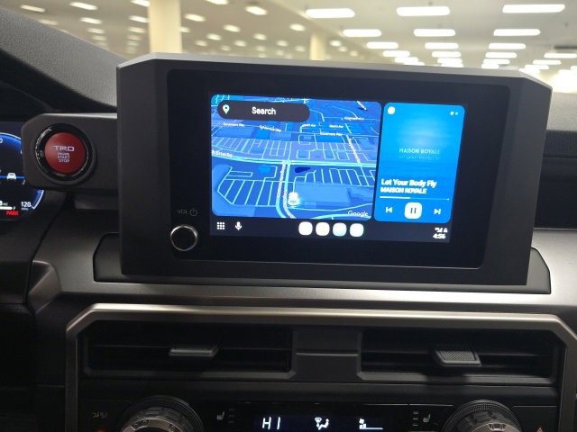 Certified 2025 Toyota 4Runner TRD Off-Road image 18