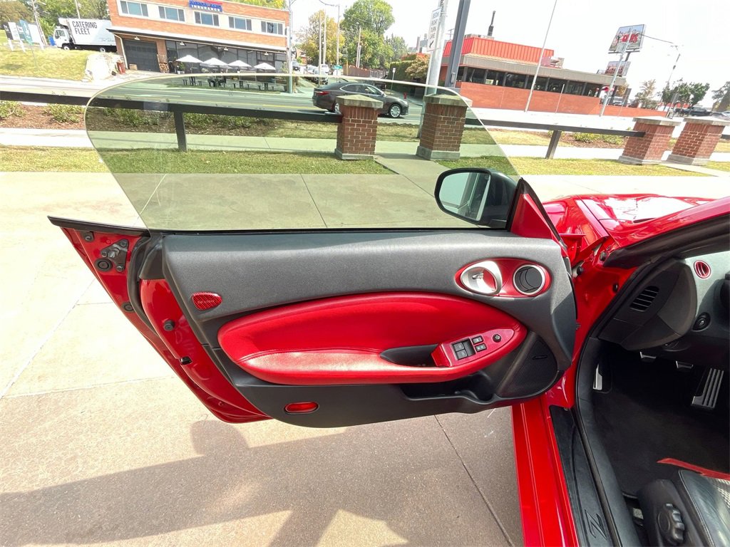 Used 2018 Nissan 370Z Touring Sport image 13