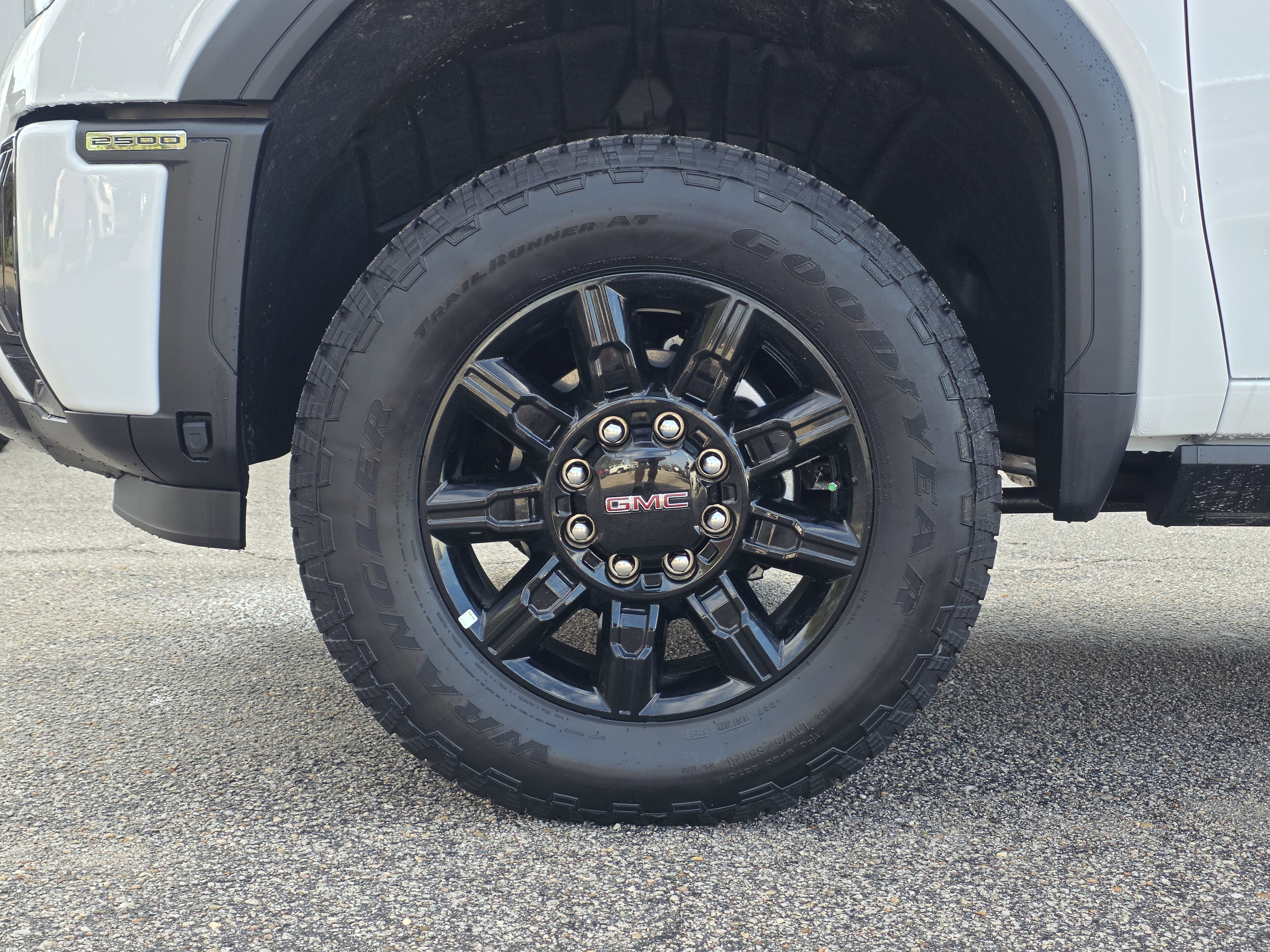 New 2026 GMC Sierra 2500 AT4 w/ AT4 Premium Plus Package image 46