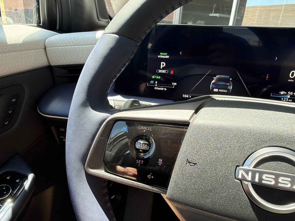 Used 2026 Nissan Leaf Platinum+ w/ Floor Mat Package (Platinum+) FWD image 30