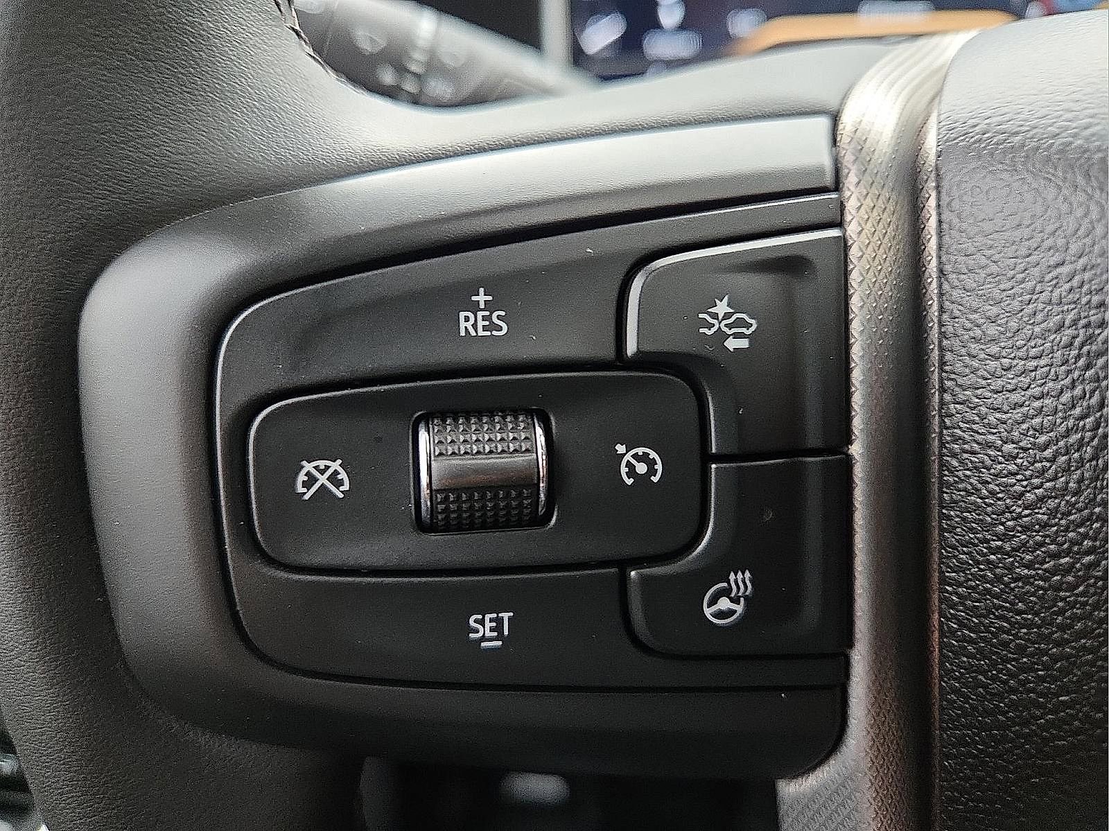 Used 2024 GMC Sierra 3500 Denali w/ Technology Package image 19