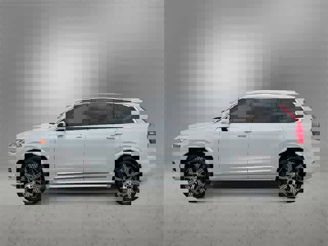 Used 2022 Volvo XC90 T6 Inscription w/ Advanced Package image 5