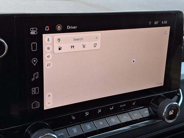 Used 2024 Chevrolet Colorado LT w/ LT Convenience Package II AWD/4WD image 17