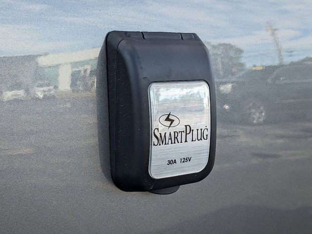 New 2024 Mercedes-Benz Sprinter 144 Cargo image 16