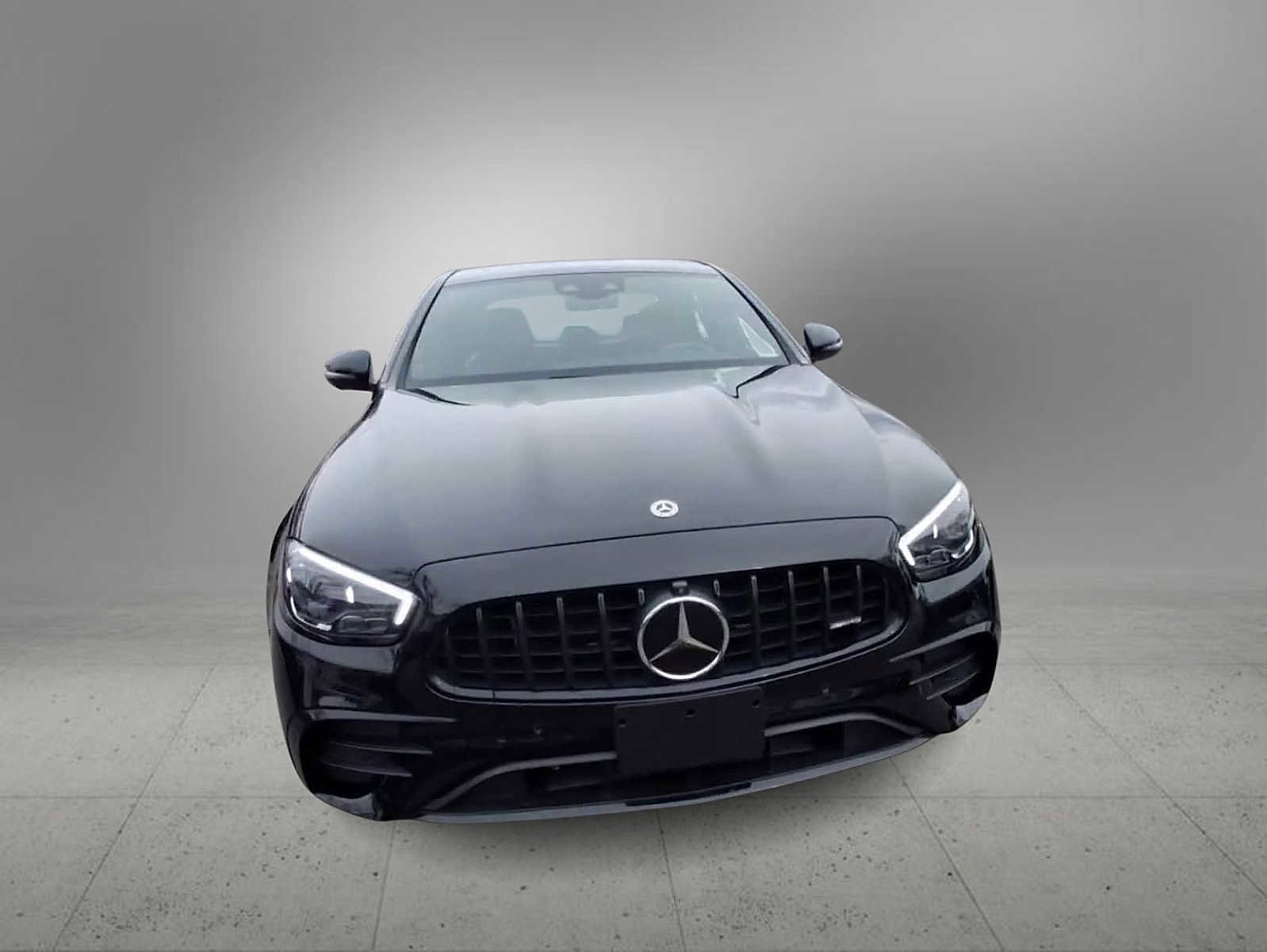 Used 2022 Mercedes-Benz E 53 AMG 4MATIC Sedan image 3