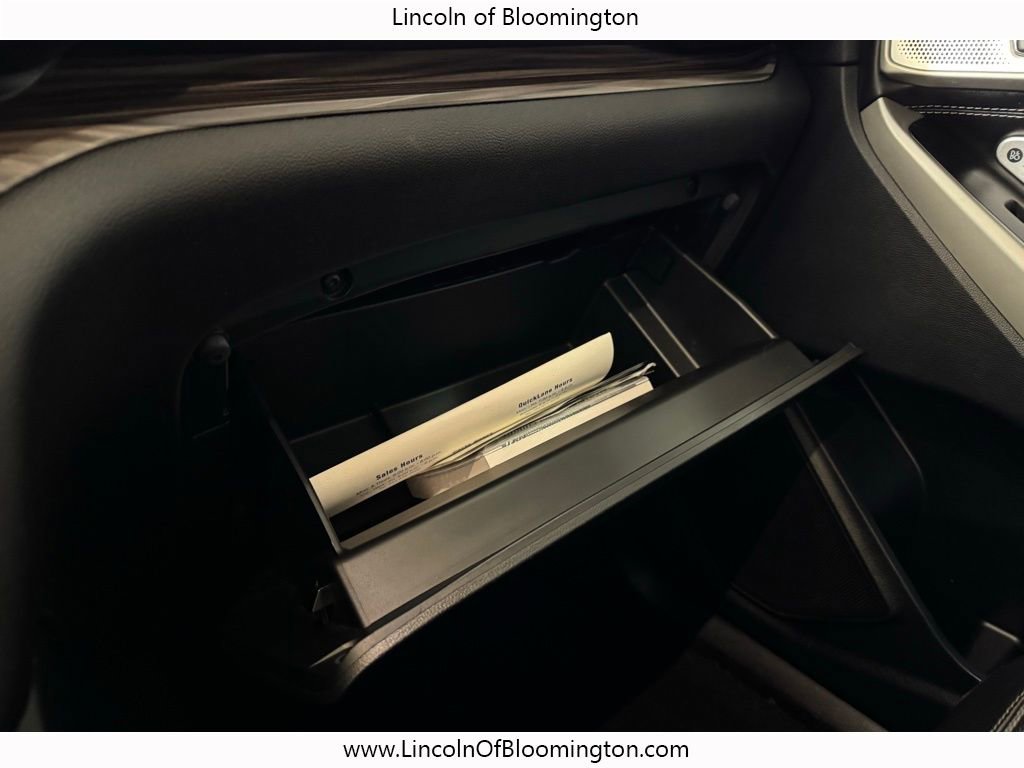 Used 2023 Ford Explorer Limited w/ Limited Technology Package image 45